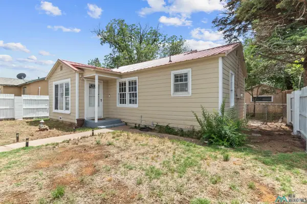 804 S Dallas Avenue, Portales, NM 88130
