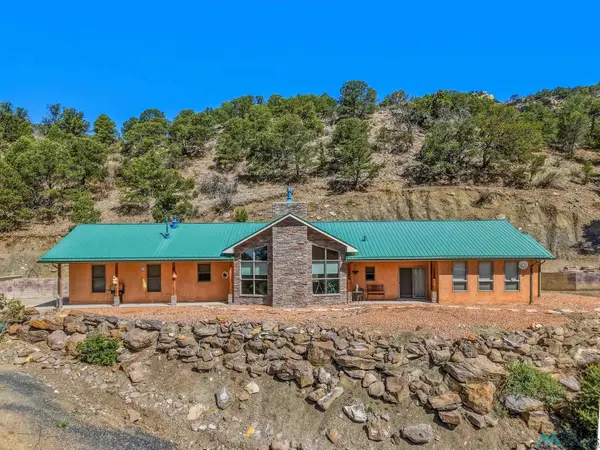 49 Carisbrook Road, Raton, NM 87740