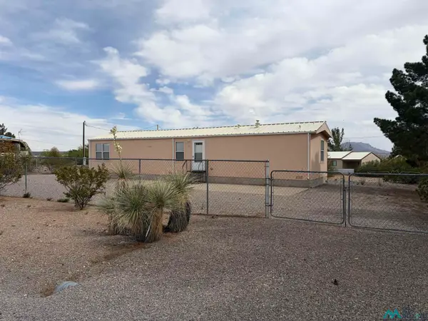 26 Desertaire Road, Truth Or Consequences, NM 87901