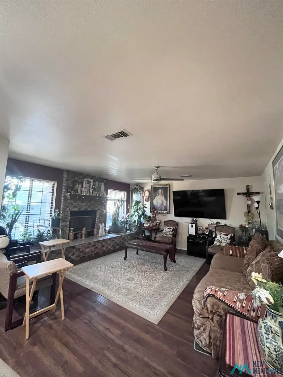 3014 N Elm Avenue, Roswell, NM 88201 - #3