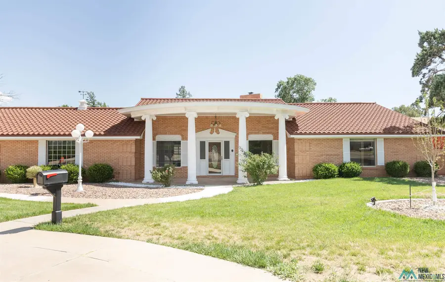1425 E 21st Street, Clovis, NM 88101 - #2