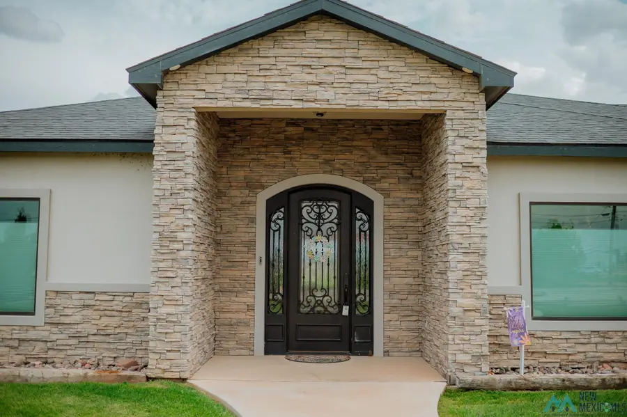 405 Walker Farm Road, Carlsbad, NM 88220 - #2