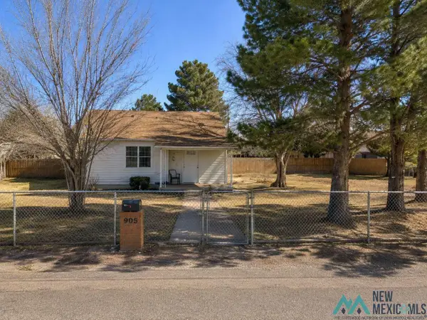 402 N 9th Street, Carlsbad, NM 88220