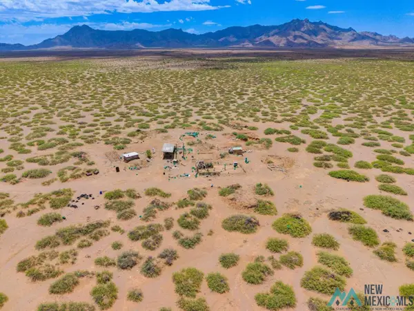 17 SE Wyoming Avenue, Deming, NM 88030