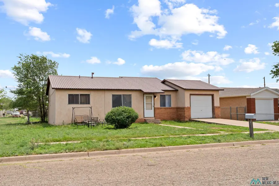 1009 Gila St, Clovis, NM 88101 - #2