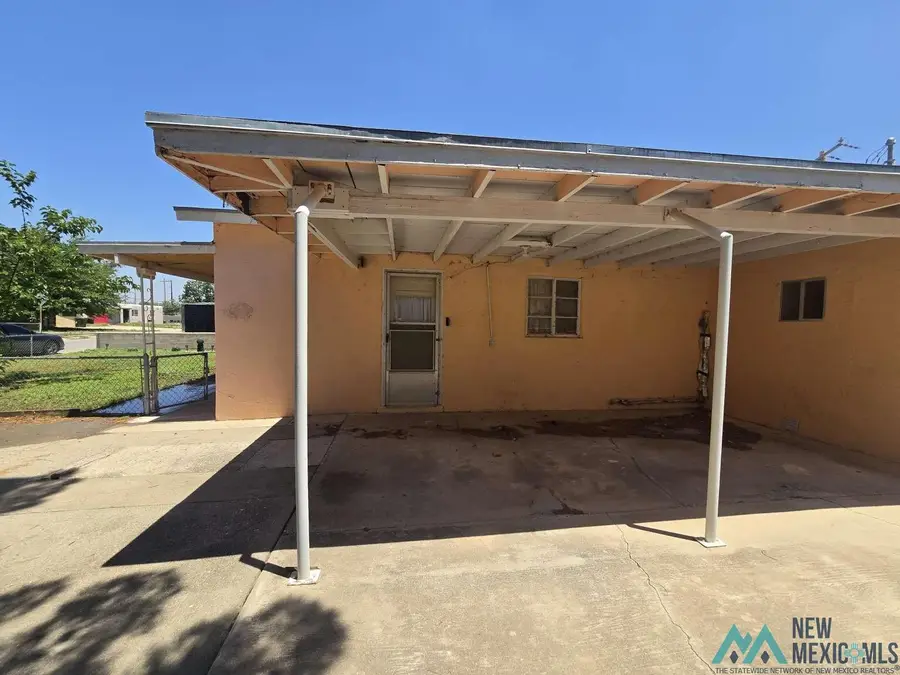 406 Leavel Dr, Carlsbad, NM 88220 - #3