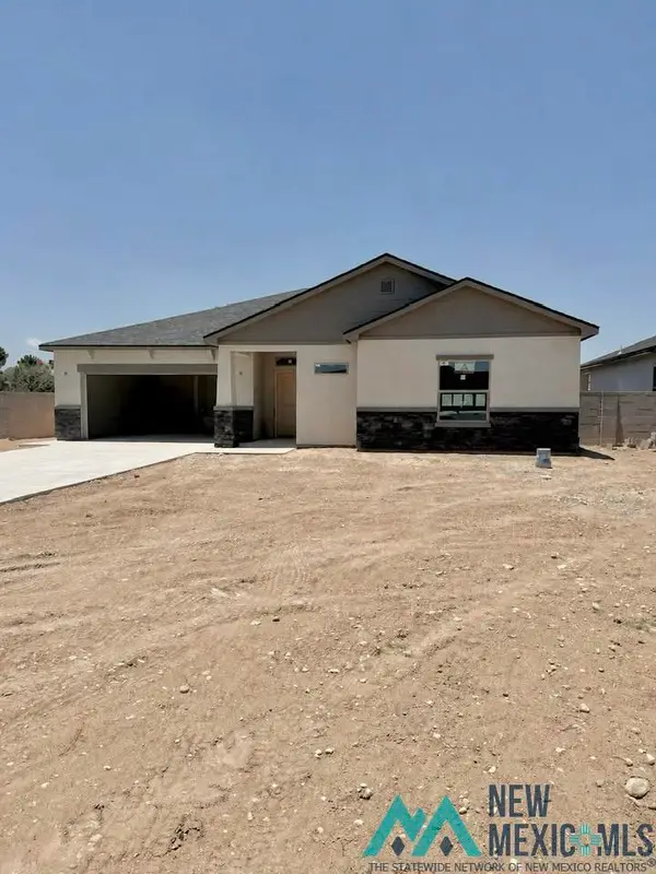 704 Ruby, Carlsbad, NM 88220