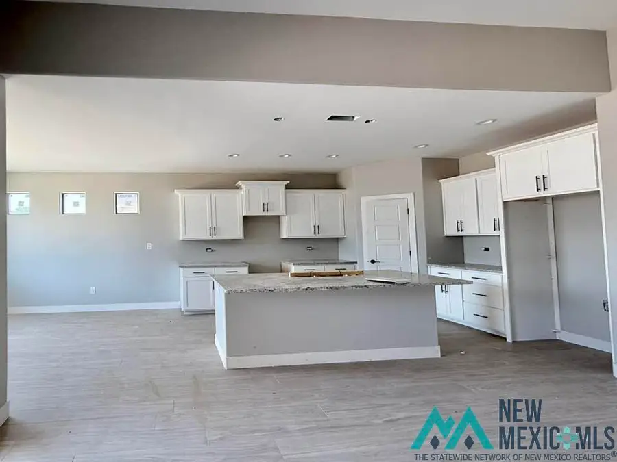 704 Ruby, Carlsbad, NM 88220 - #3