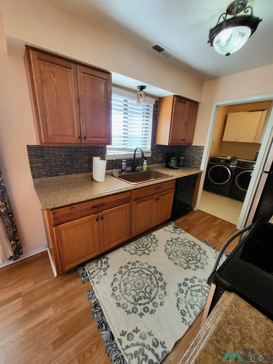 1106 Burke Dr, Gallup, NM 87301 - #3