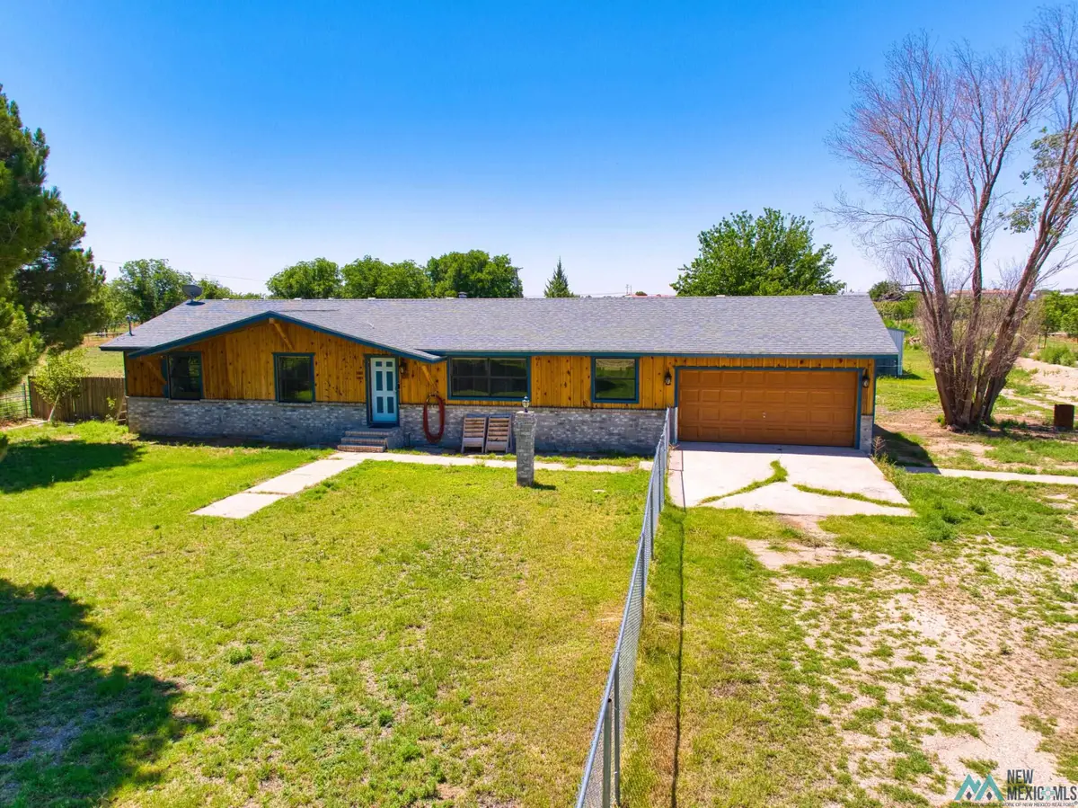 1301 E Fiesta Dr, Carlsbad, NM 88220 - #1