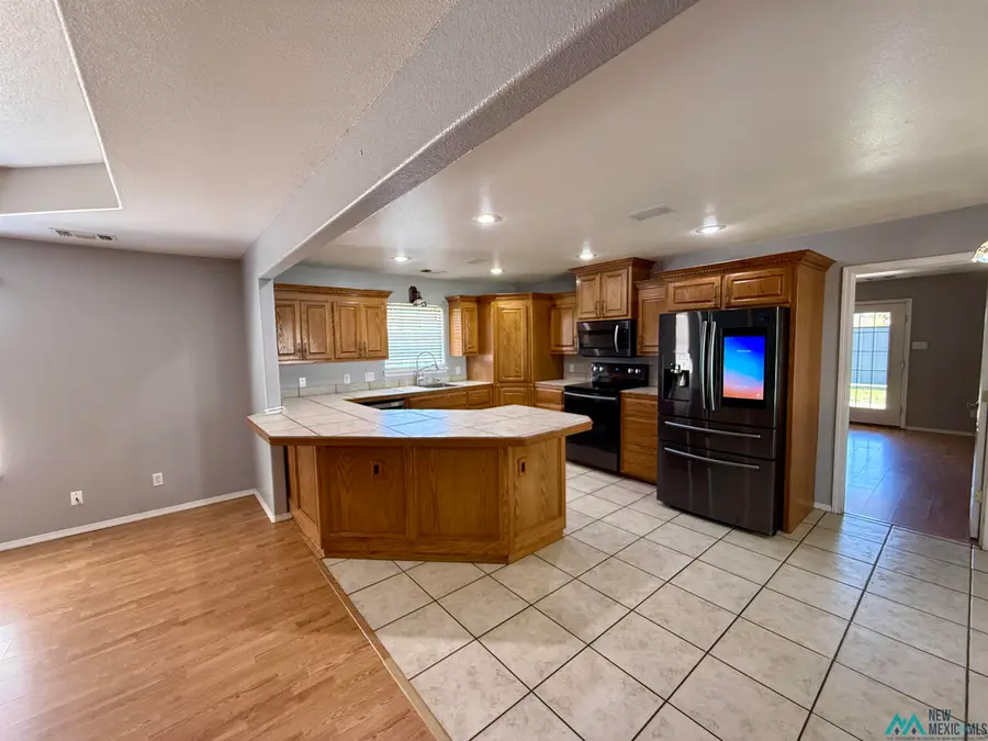 200 Pima Dr, Roswell, NM 88203 - #2