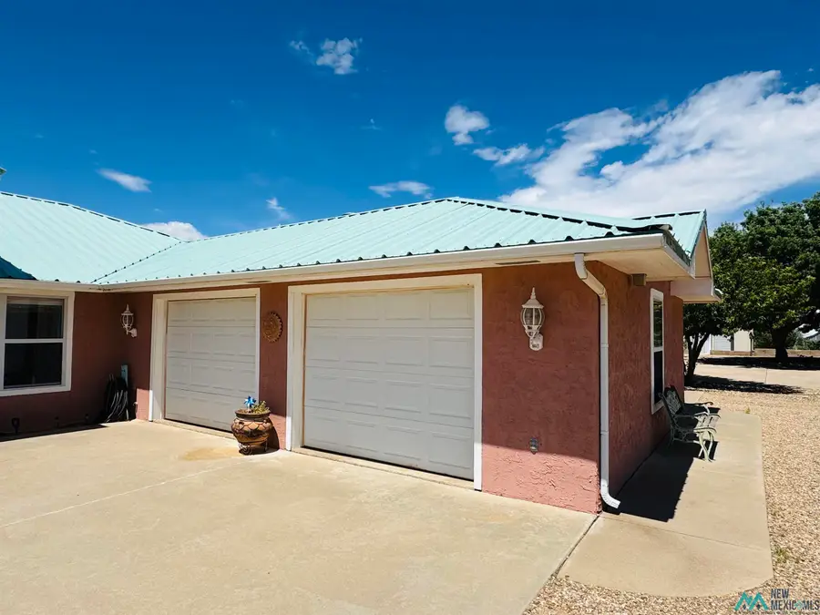2541 South Shore Dr, Logan, NM 88426 - #3