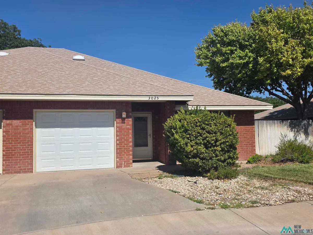 3025 Alhambra Dr, Roswell, NM 88201 - #1