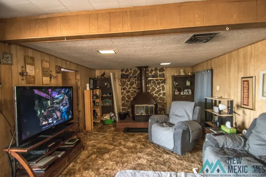 706 1st St, Gallup, NM 87301 - #3