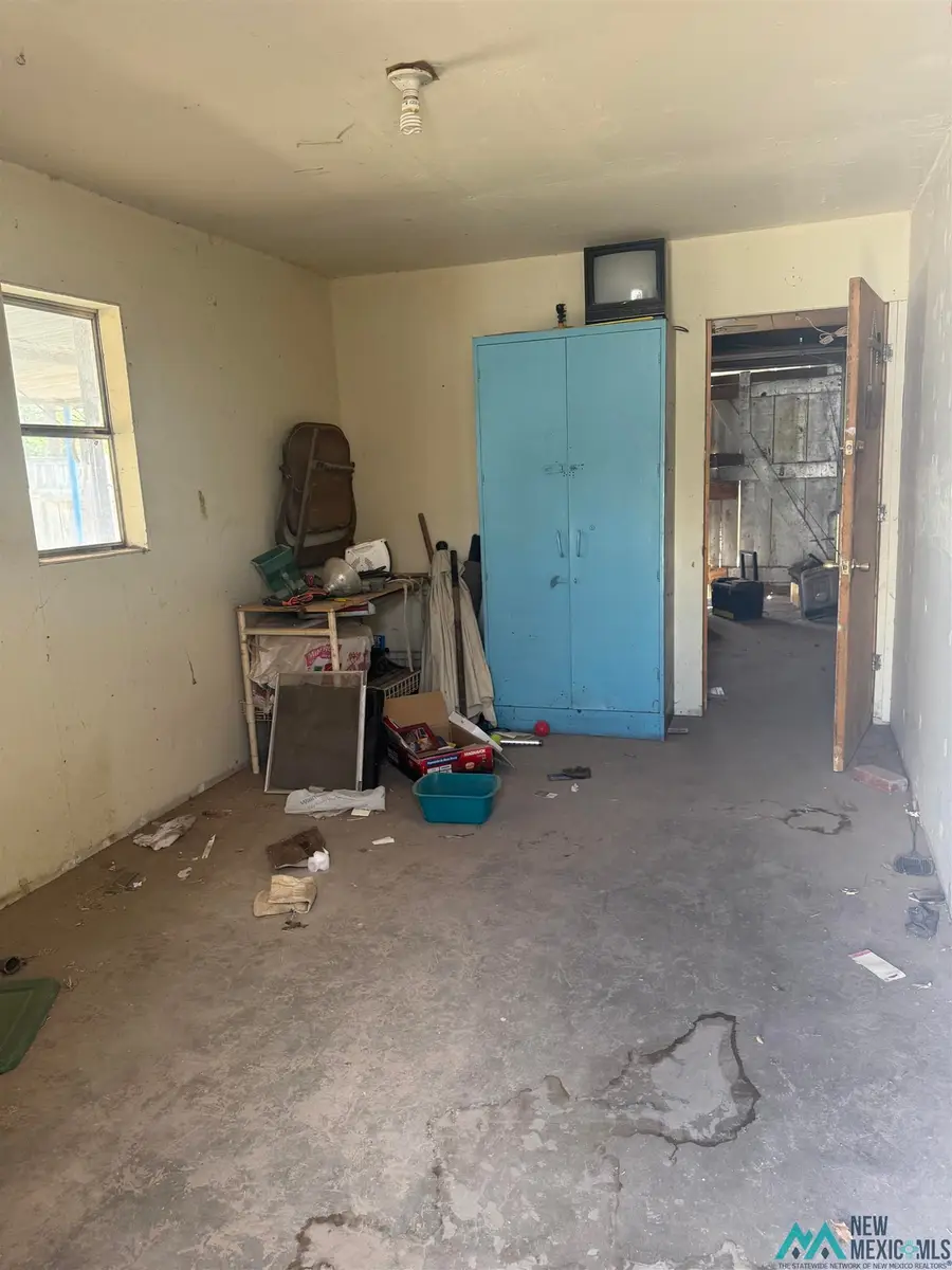 317 W Dallas Ave, Artesia, NM 88210 - #3