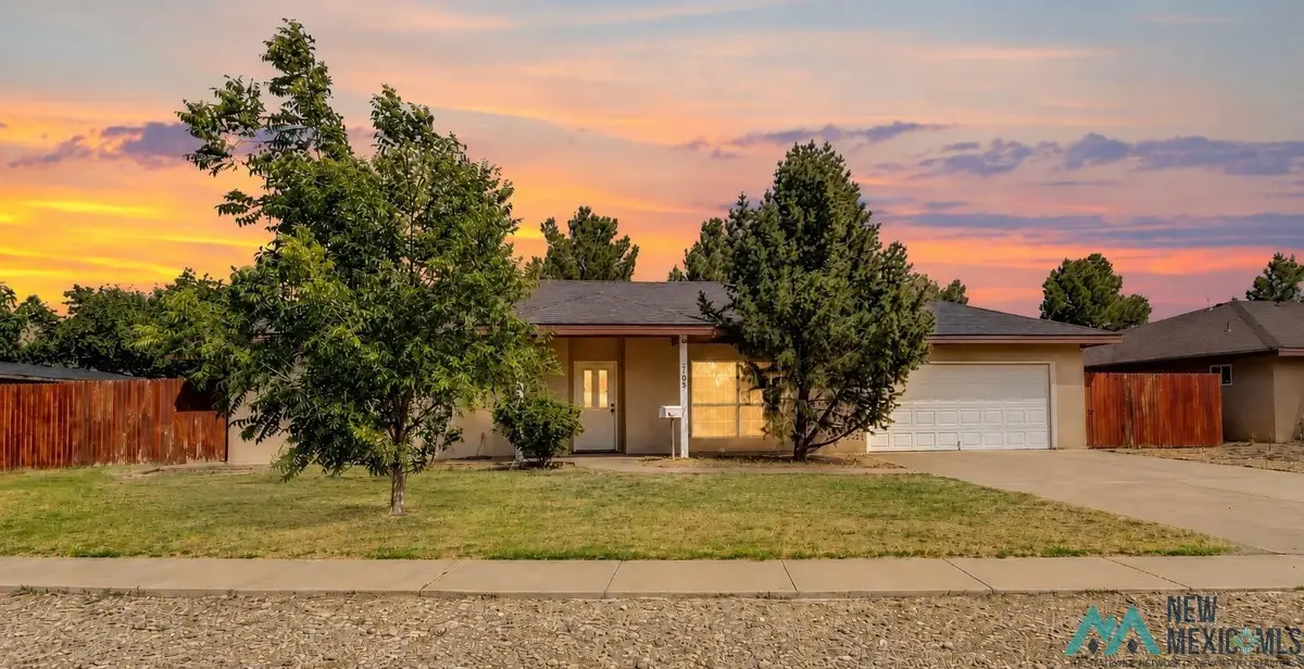1105 Avenida Del Sumbre, Roswell, NM 88203 - #1