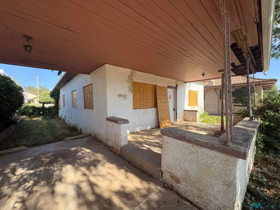 802 N Pennsylvania Ave, Roswell, NM 88201 - #2