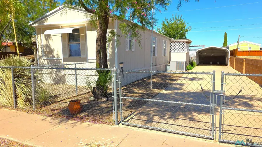 3204 S Las Cuces St St, Deming, NM 88030-3717 - #2