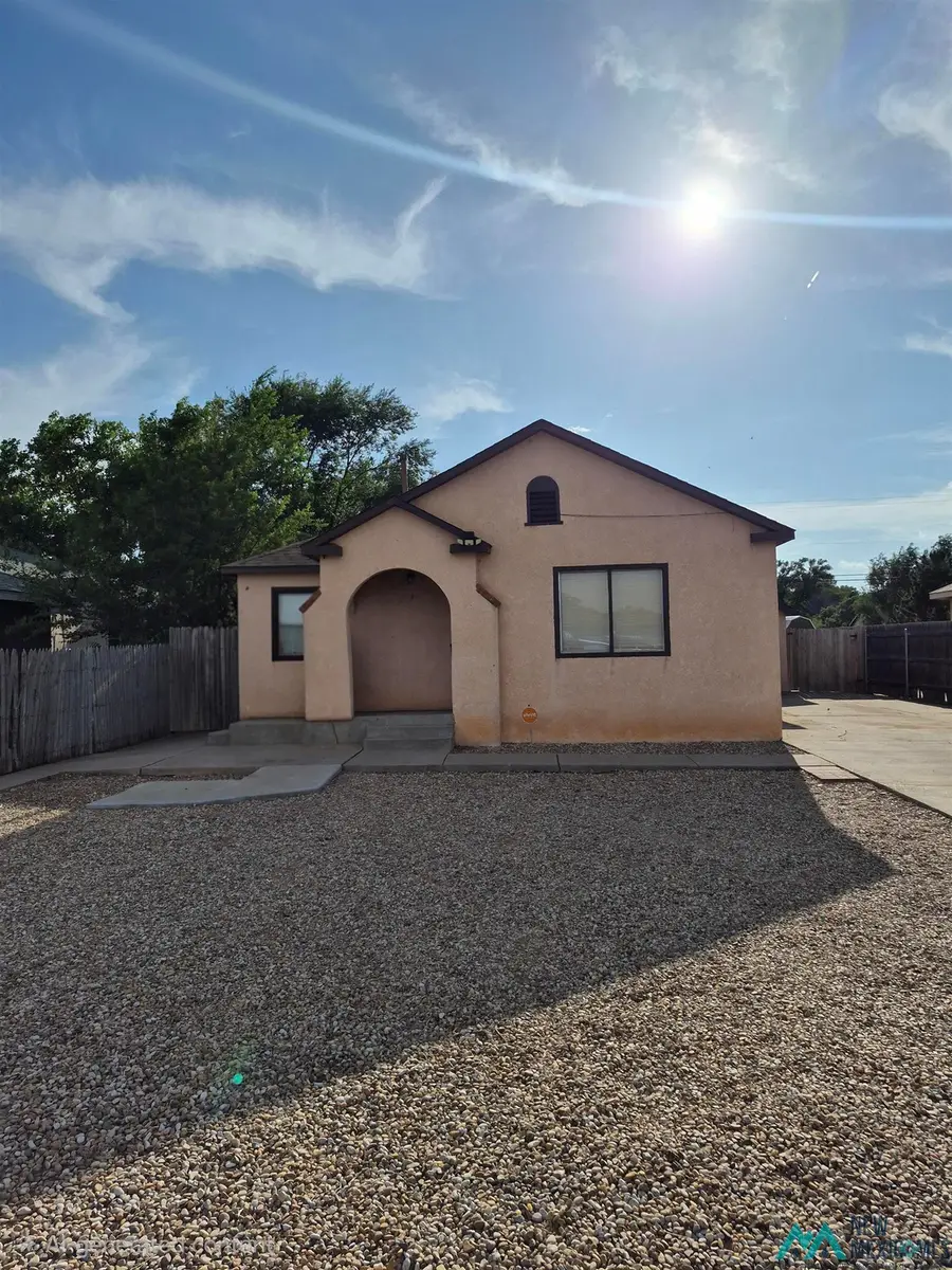 808 Maple St, Clovis, NM 88101 - #2