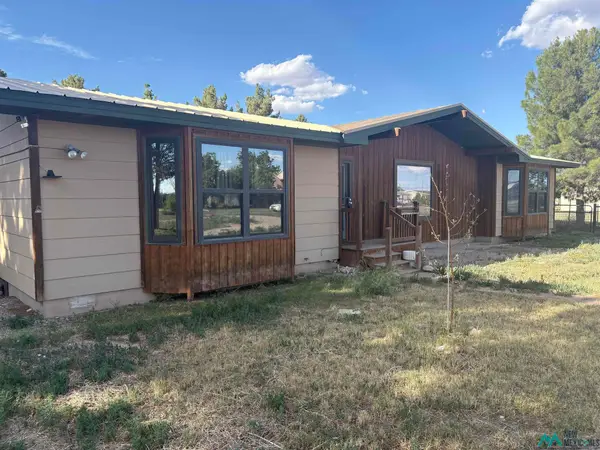 1108 W Fairground, Artesia, NM 88210