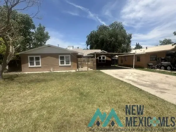 306 W Chisum Ave, Artesia, NM 88220