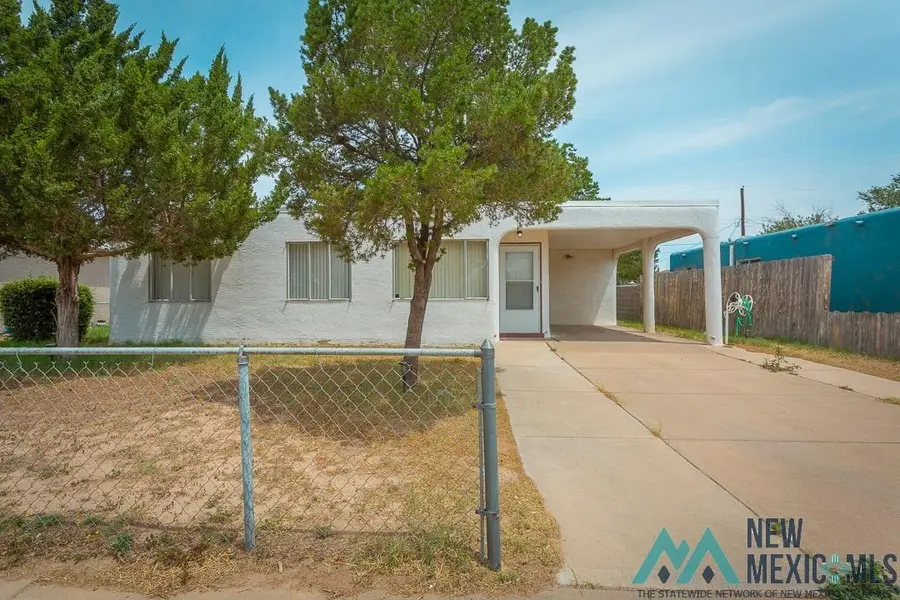 311 E Poe St, Roswell, NM 88203 - #2