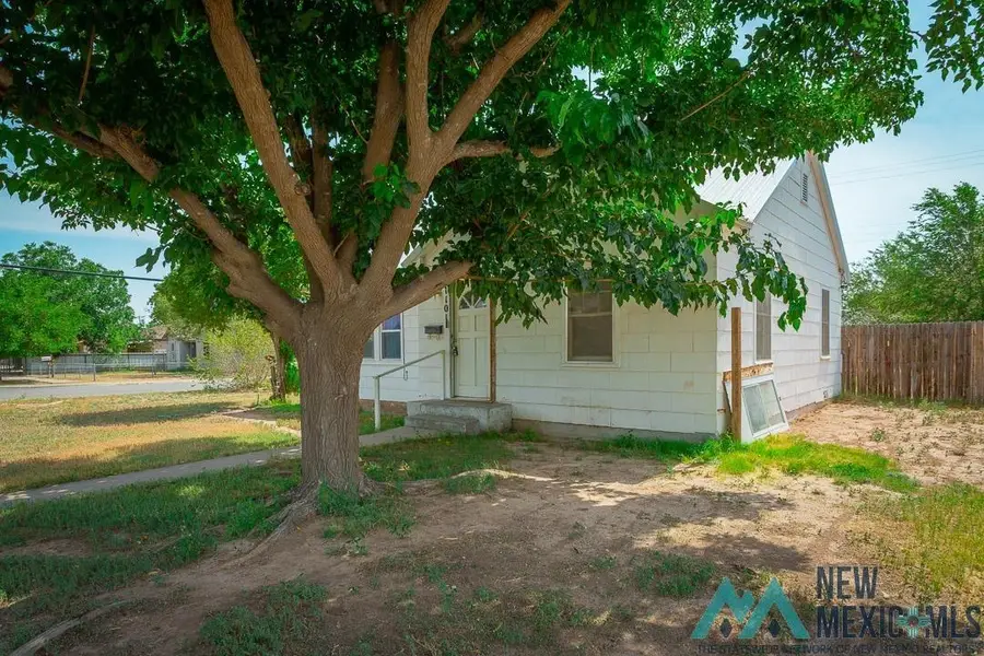 1101 S Pennsylvania Ave, Roswell, NM 88203 - #2