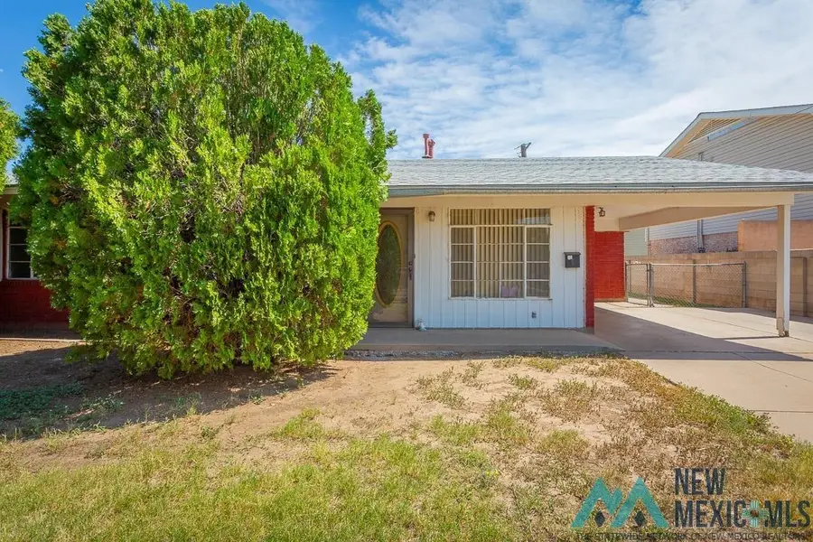 106 E Bonney St, Roswell, NM 88203 - #3