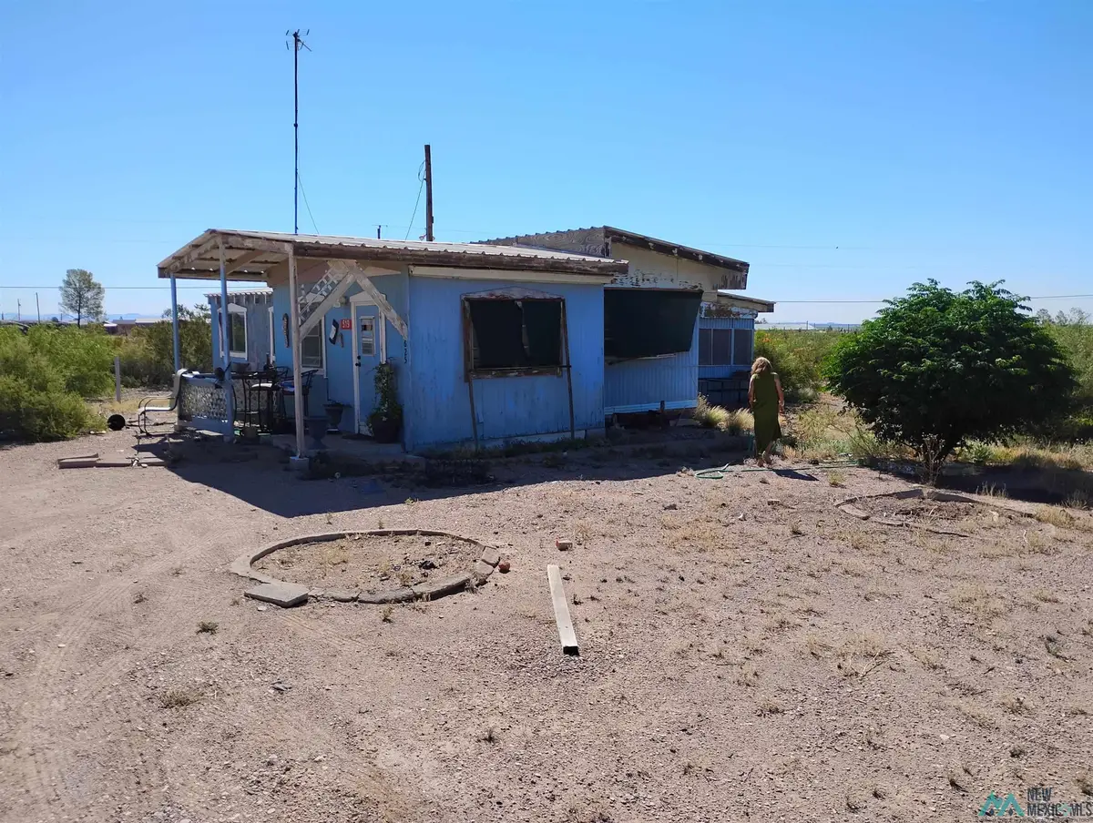 519 N Pershing St, Columbus, NM 88029 - #1