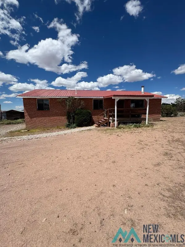 54 Palomino, Jamestown, NM 87347