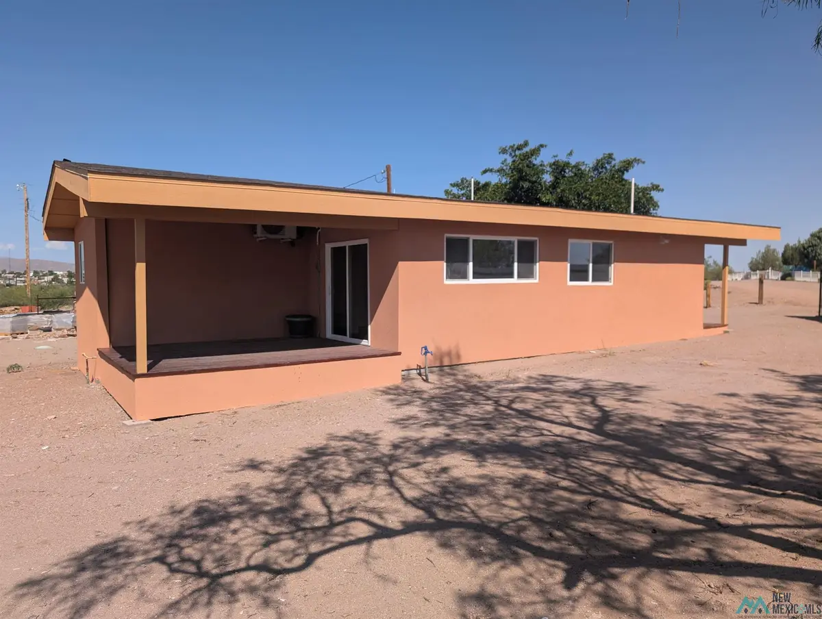 506 Bass Rd, Elephant Butte, NM 87935 - #1