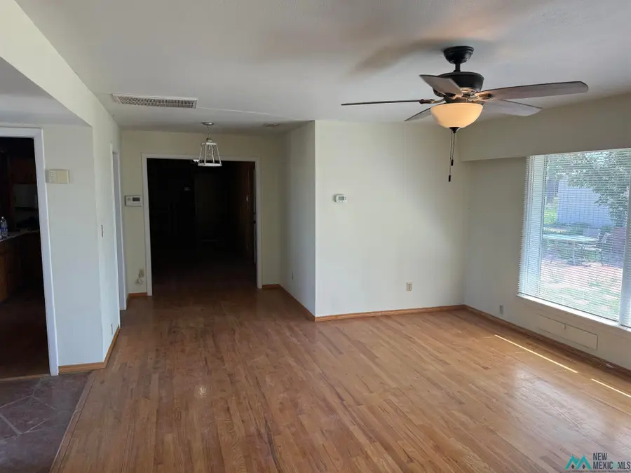 105 Haldeman, Artesia, NM 88210 - #3