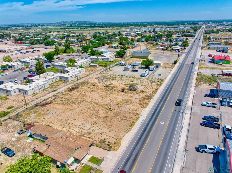 2811 San Jose, Carlsbad, NM 88220 - #2