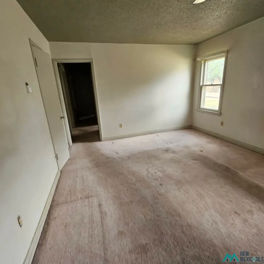 820 N Edwards St, Clovis, NM 88130 - #2