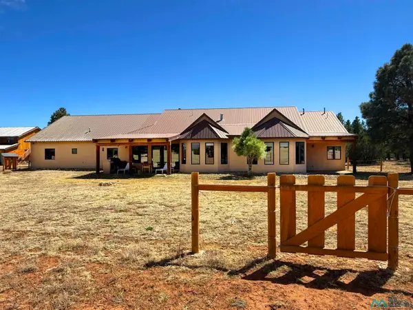 36 Penny, Las Vegas, NM 87701