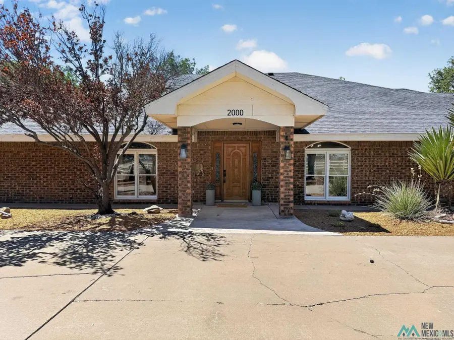 2000 W Mescalero, Roswell, NM 88201 - #2