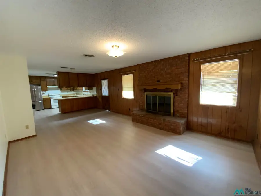 3703 Mission Arch Dr, Roswell, NM 88201 - #3