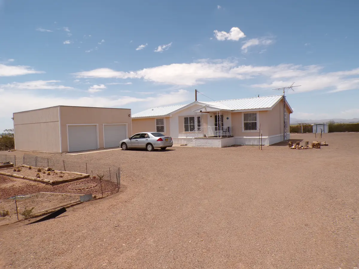 8425 Needles Eye Se St, Deming, NM 88030 - #1