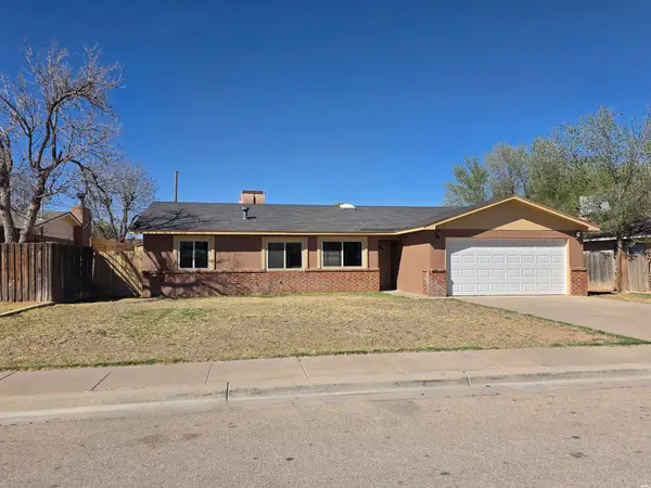 2102 Bullock Ave, Artesia, NM 88210