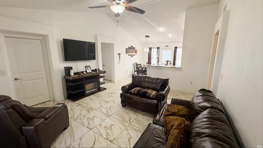1301 Carter Ave, Lovington, NM 88260 - #3