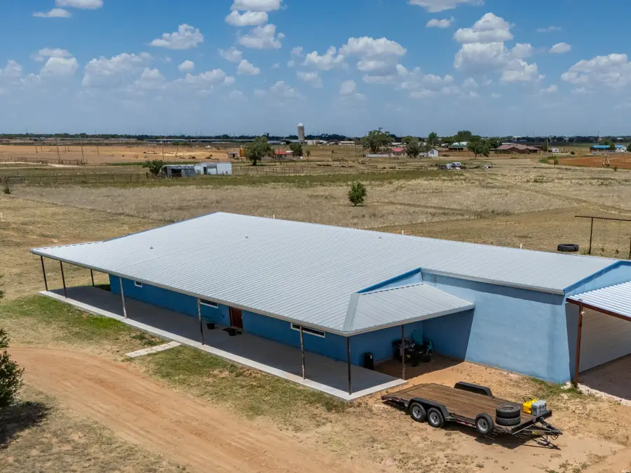 1486 S Roosevelt Road 7, Portales, NM 88130 - #2