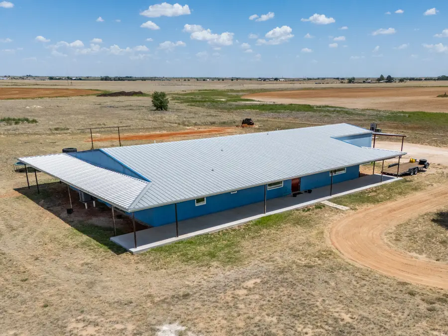 1486 S Roosevelt Road 7, Portales, NM 88130 - #3