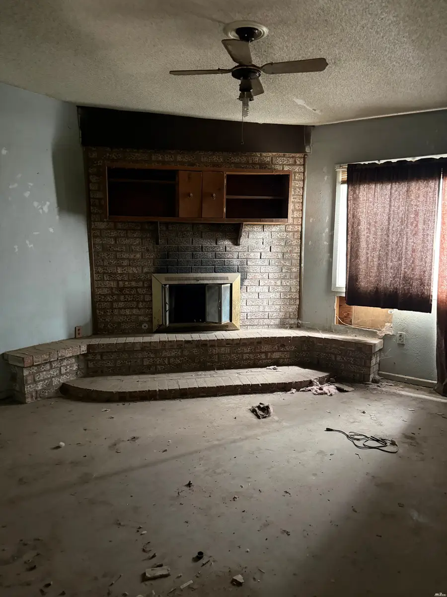 1418 N Denson Dr, Hobbs, NM 88240 - #2