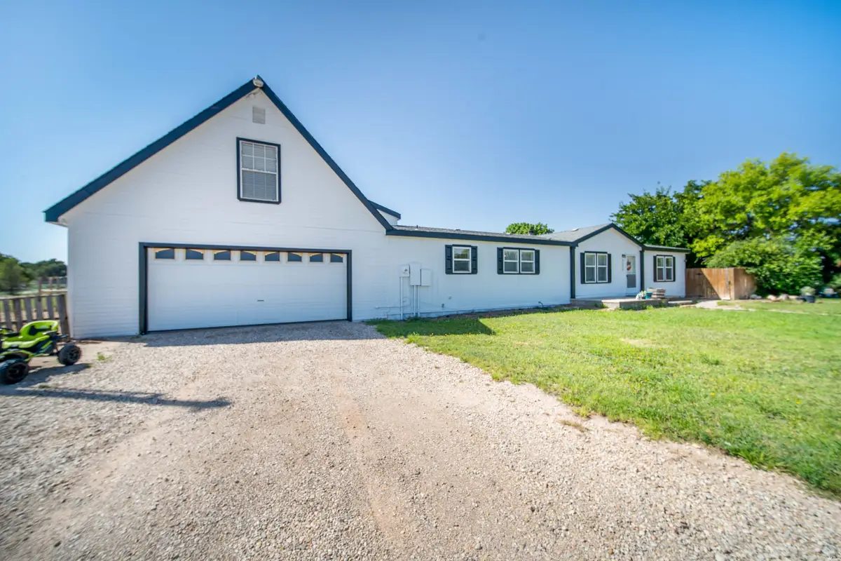 1011 Seneca Ln, Carlsbad, NM 88220 - #1