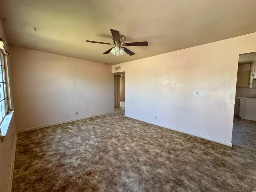 604 S 4th St, Jal, NM 88252 - #2