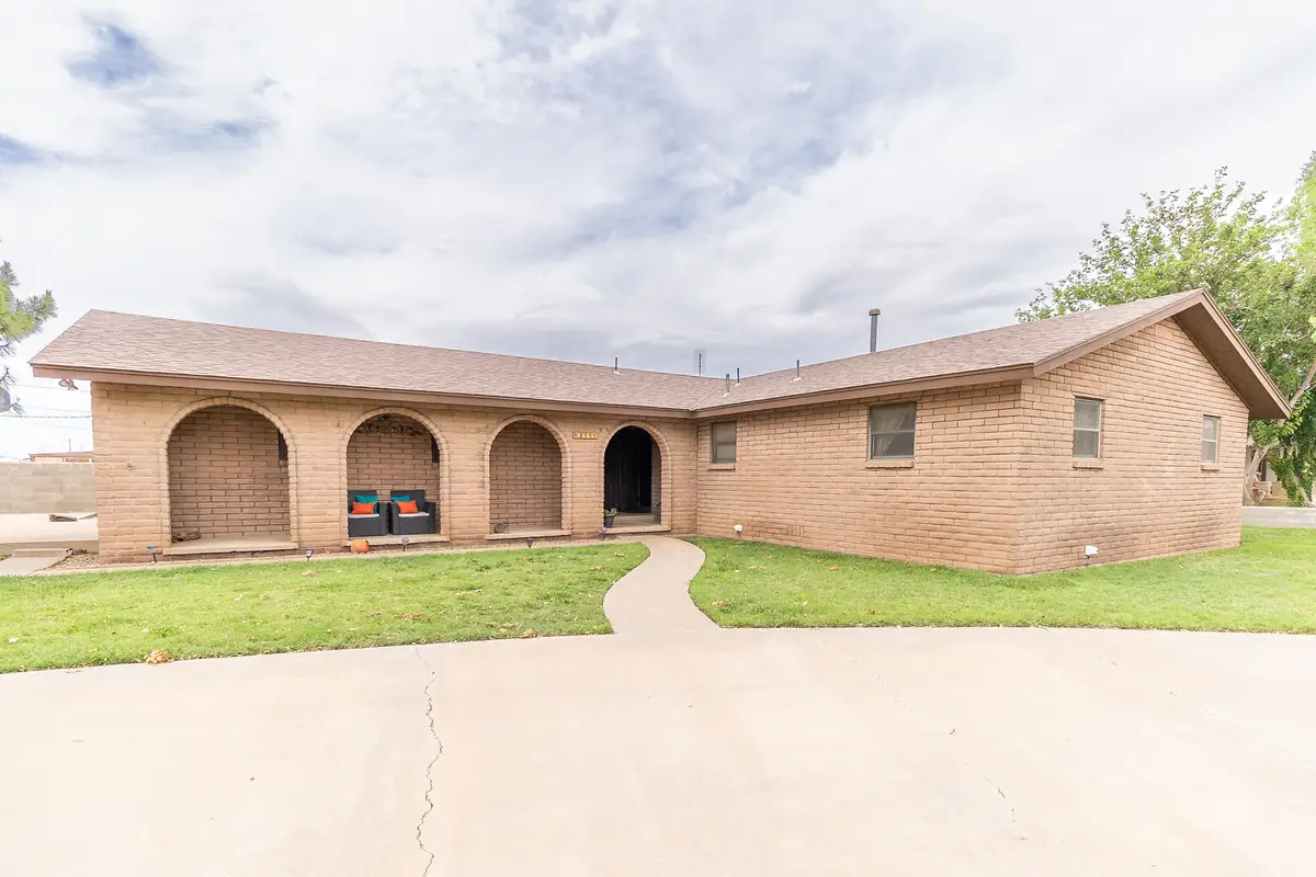 2111 E 1st St, Portales, NM 88130 - #1