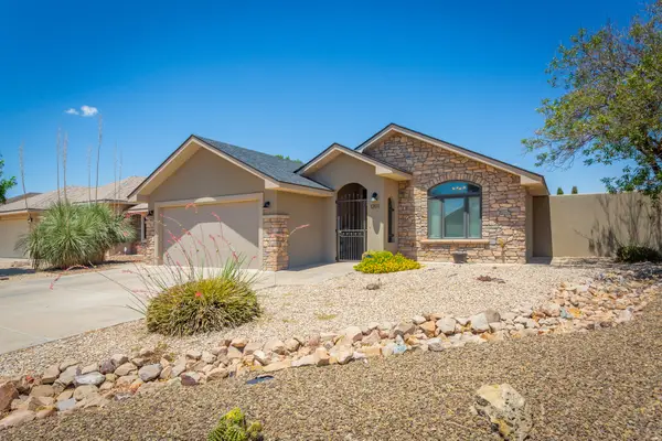 1201 Karabella Way, Roswell, NM 88201