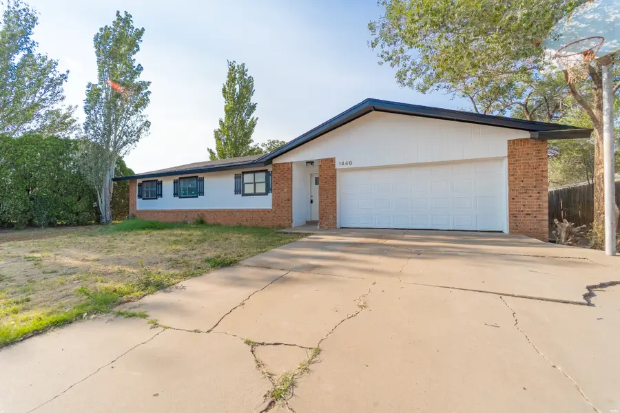 1440 Fairmont, Clovis, NM 88101 - #2