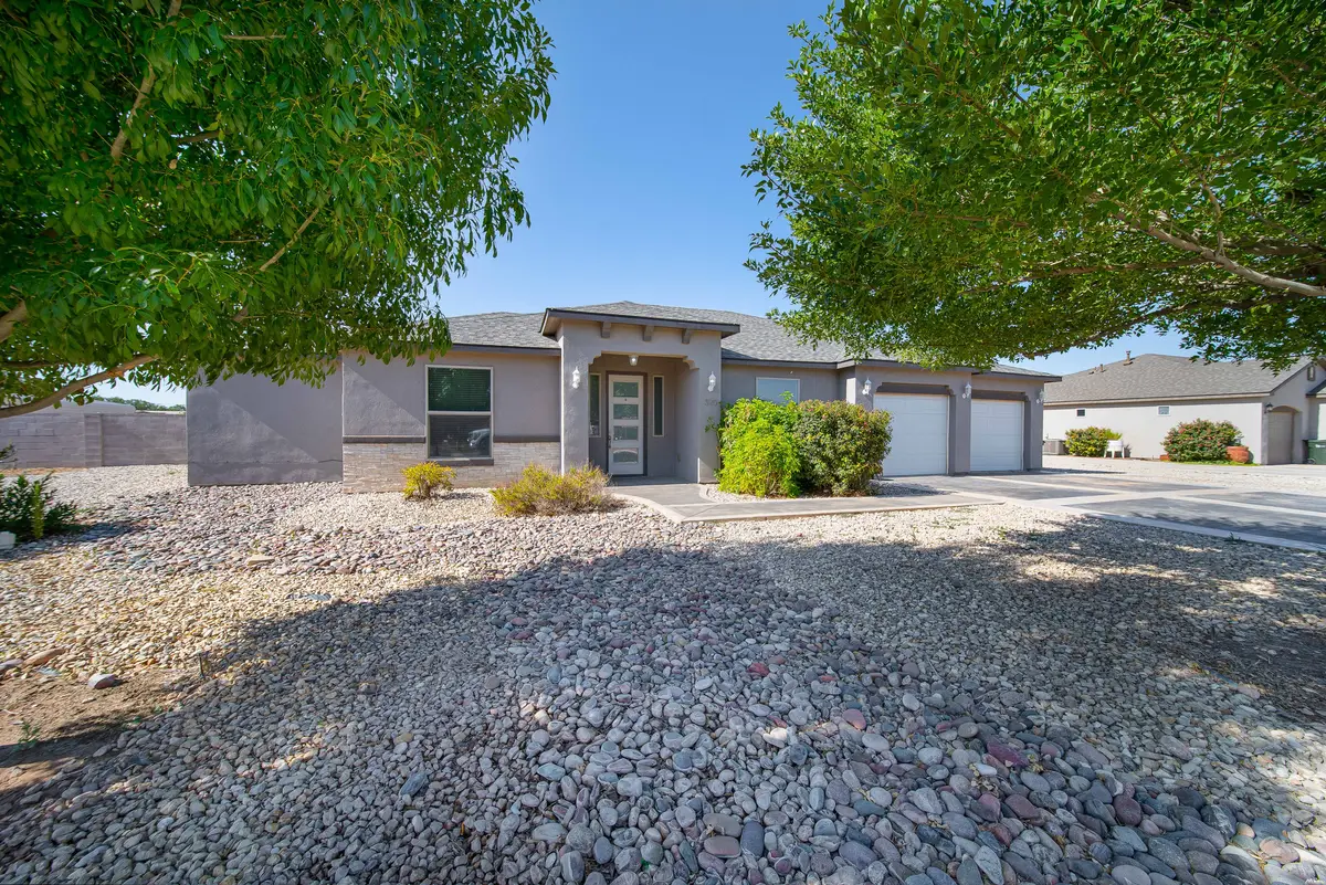 320 Warachie Ln, Carlsbad, NM 88220 - #1
