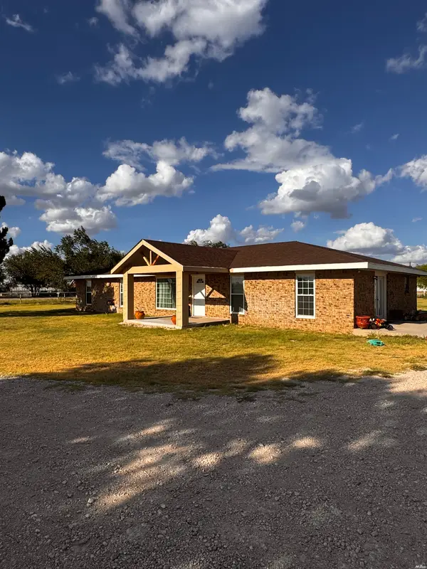 606 32nd St, Lovington, NM 88260